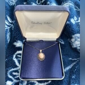 Vintage Jezlaine Sterling Silver Cameo Pendant Locket